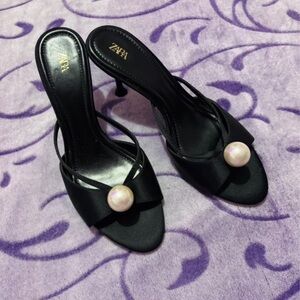Zara Black Heels with Pearl Accent